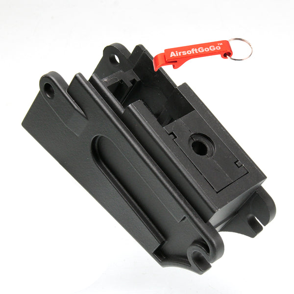 Marui / Jing Gong G36 Series M4 / M16 Magazine Adapter/Magwell Conversion Kit (Black)