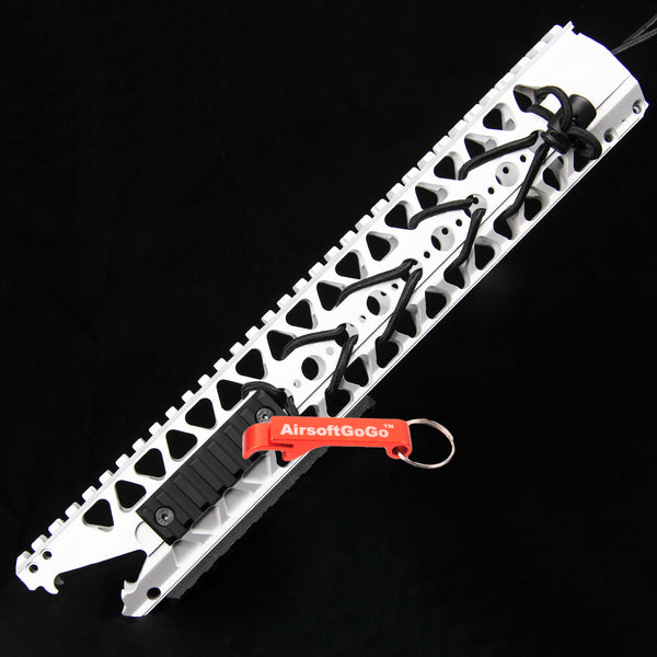 13.2 inch white dragon tooth ear cutter rail system for M4/SR/416 series