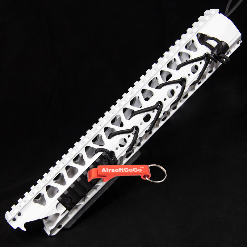 13.2 inch white dragon tooth ear cutter rail system for M4/SR/416 series