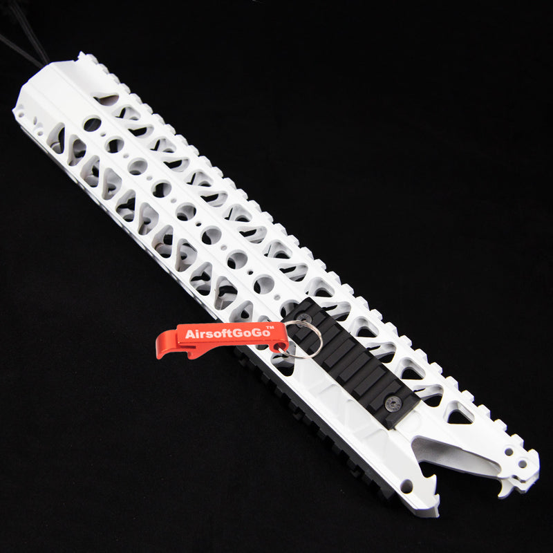 13.2 inch white dragon tooth ear cutter rail system for M4/SR/416 series