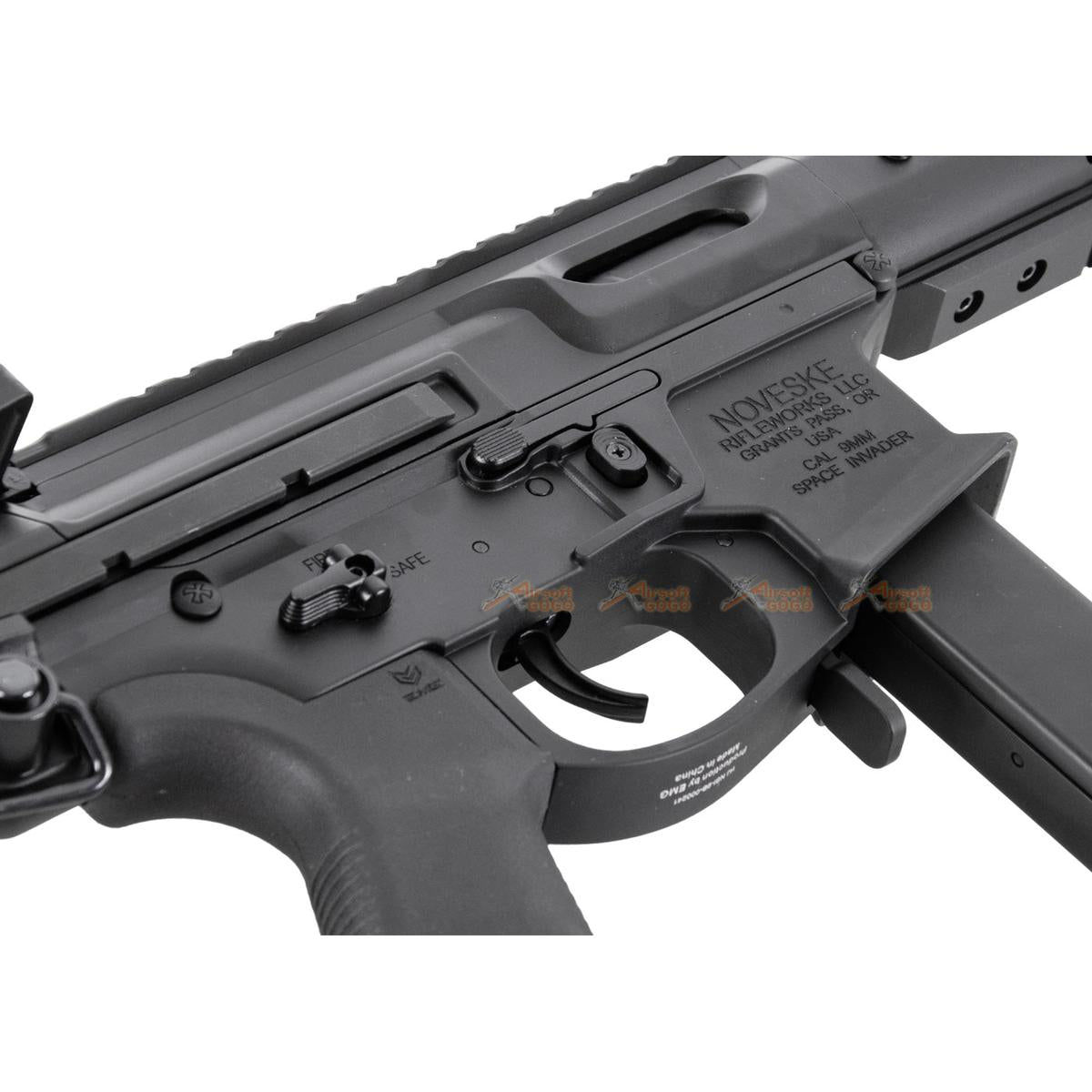 APS / EMG SPACE INVADER 9MM PCC 電動ガン (ブラック)-AIRSOFT GOGO エアガン・サバゲー用品通販