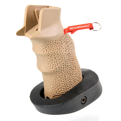 King Arms / マルイ M16, M4シリーズ用 King Arms ターゲットグリップ (タン)-AIRSOFT GOGO エアガン・サバゲー用品通販